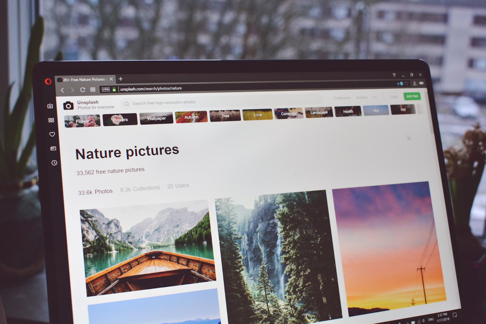 Essential Tools for Website Graphic Design Essential Tools for Website Graphic Design