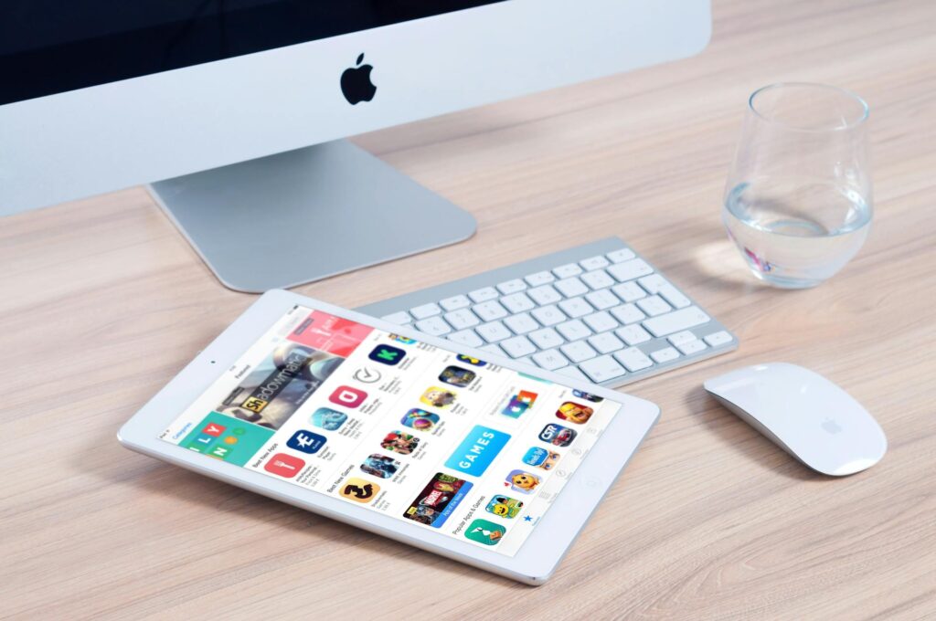 Ipad and Apple Monitor on Desk