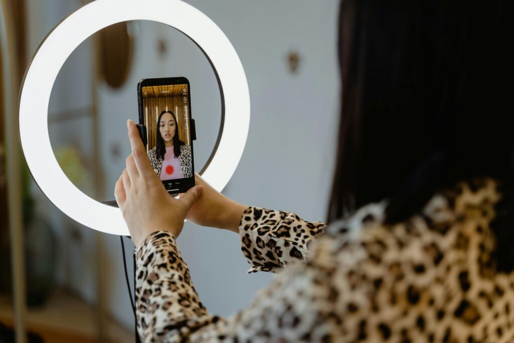 tiktok marketing agencies - ring light tiktok 