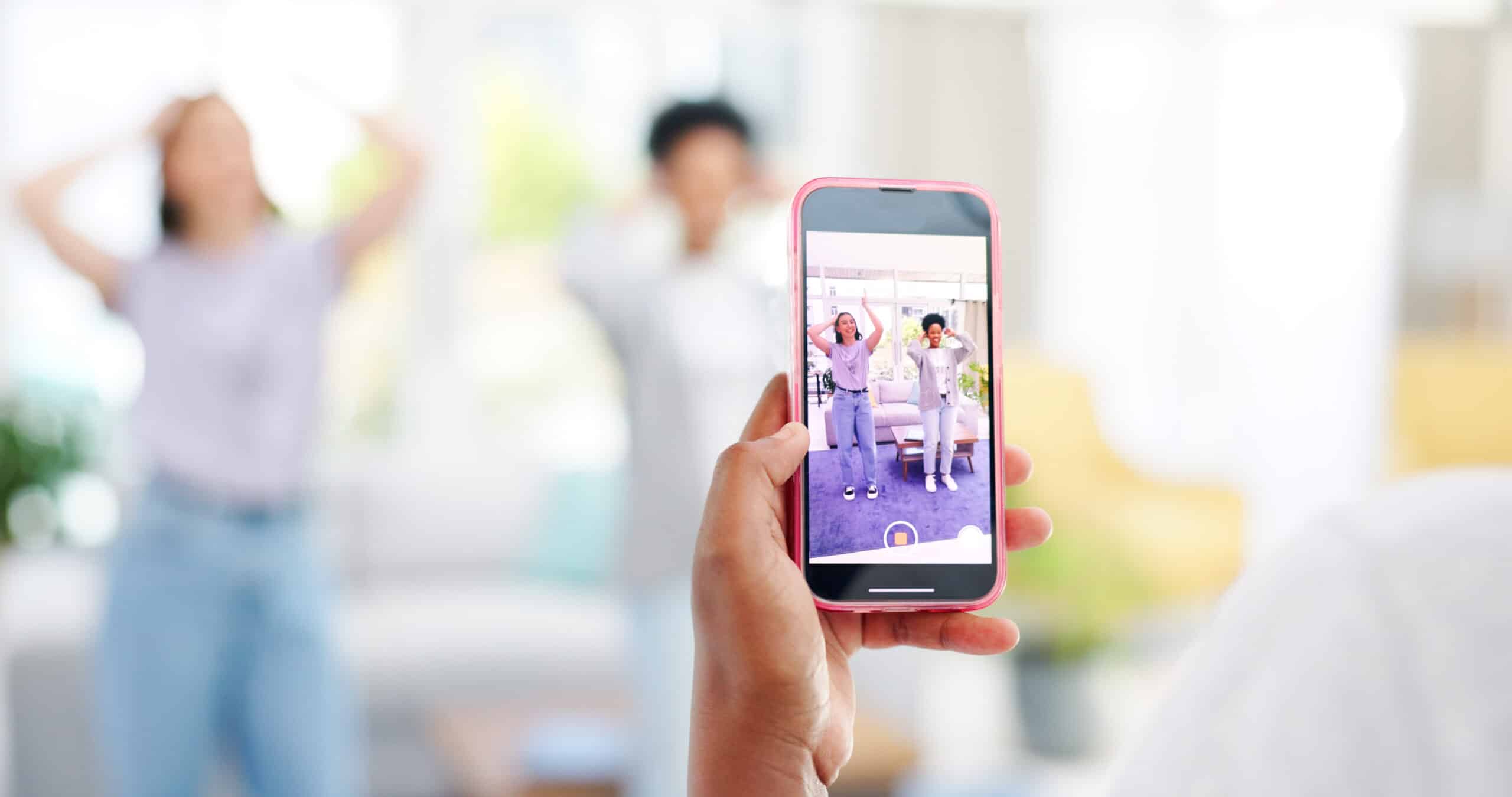 influencer campaigns on Snapchat - woman and friend dancing on snapchat