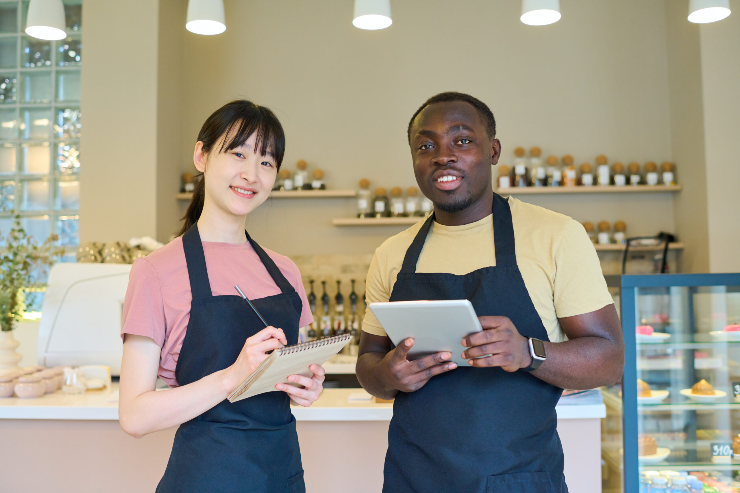 Boosting Trust with Customer Reviews for Small Businesses - team in cafe