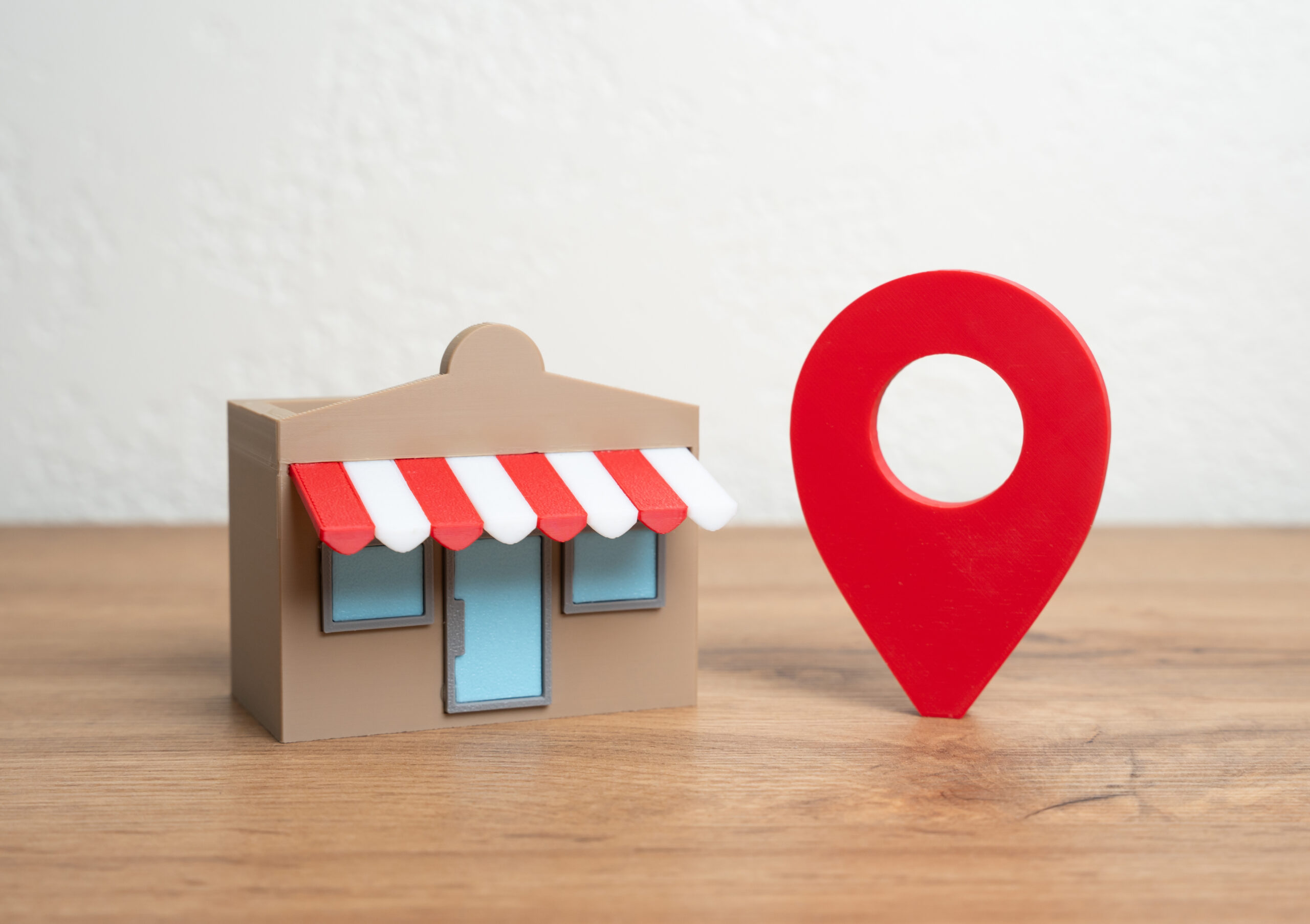Expert Geo Location Tracking Services Tailored for UK Businesses - shop and geolocation pin