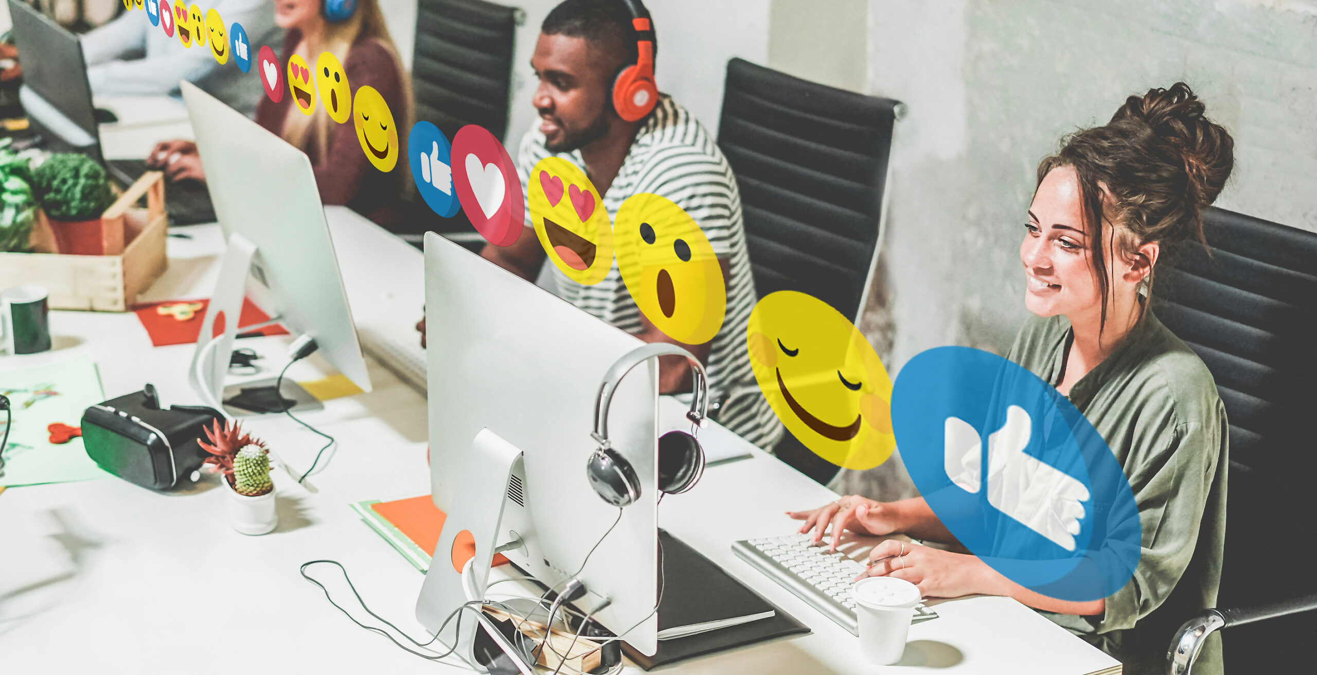 Maintain Branding on Social Media is Easier Than It Looks - marketing team working