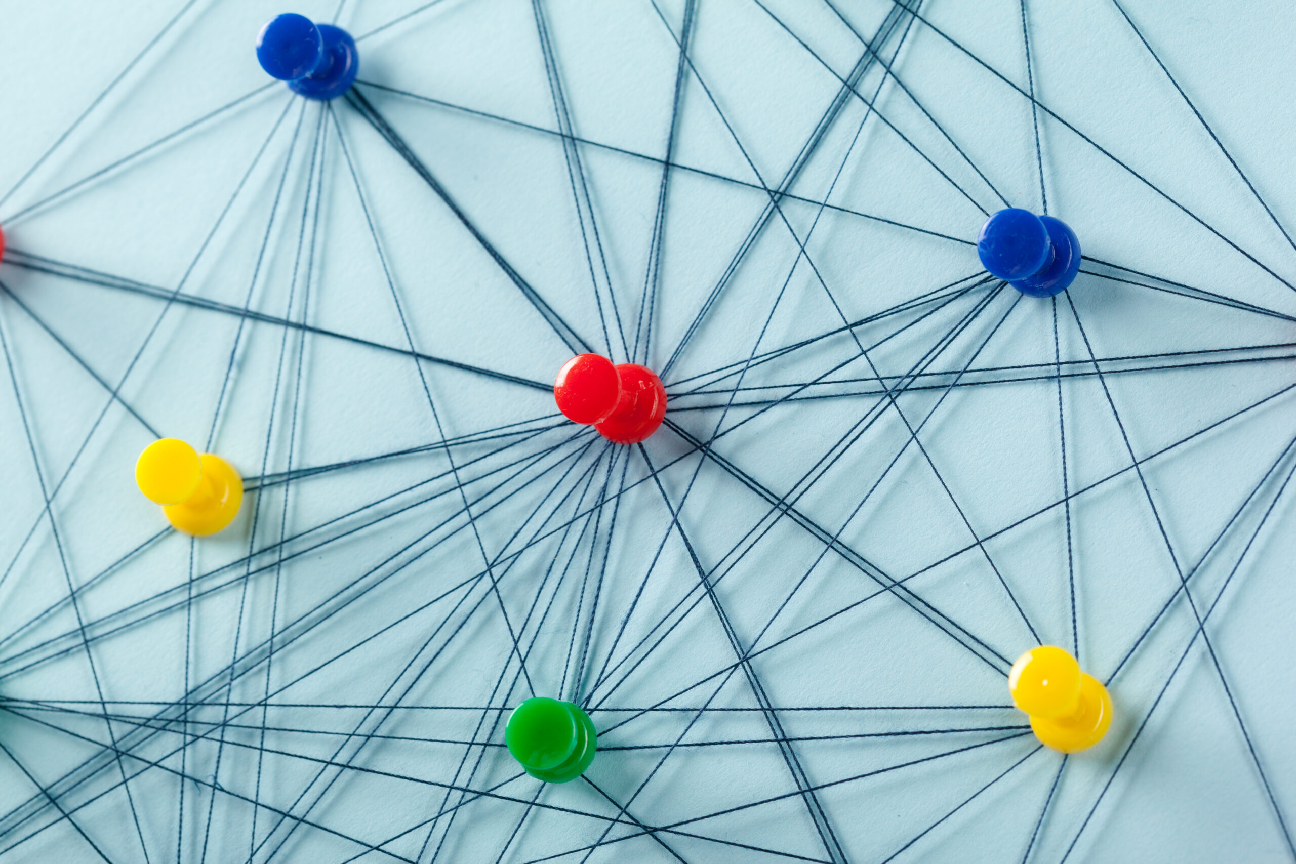 Pins and strings in between showing internal links and seo