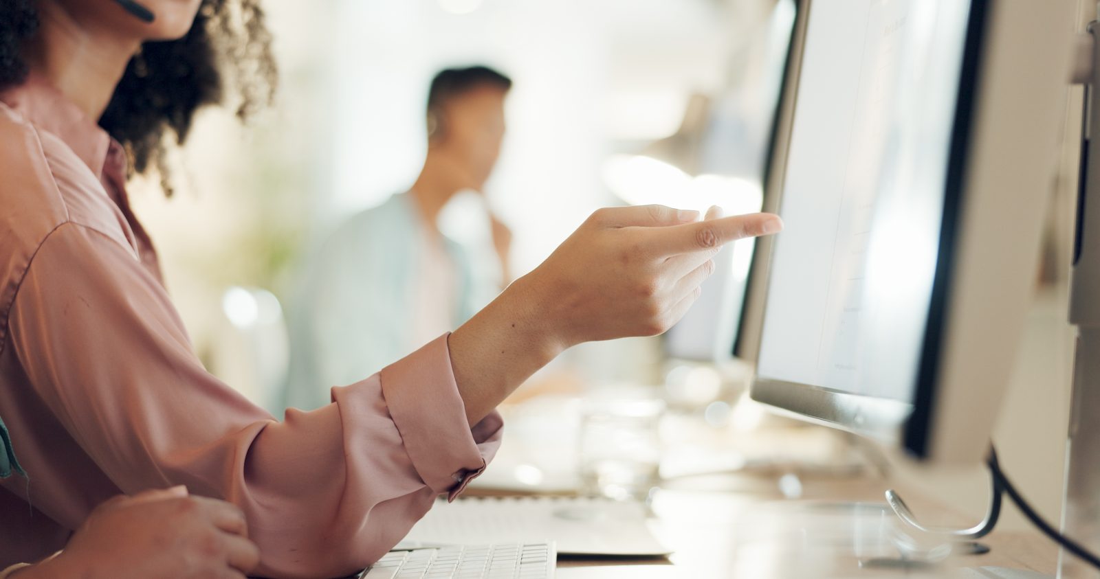 How to Handle Negative Comments on Social Media